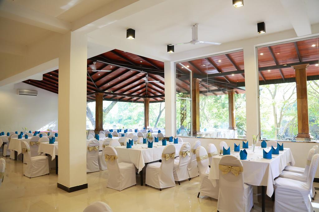 Grand Kalundawa - Dambulla'S Hidden Secret Exterior foto