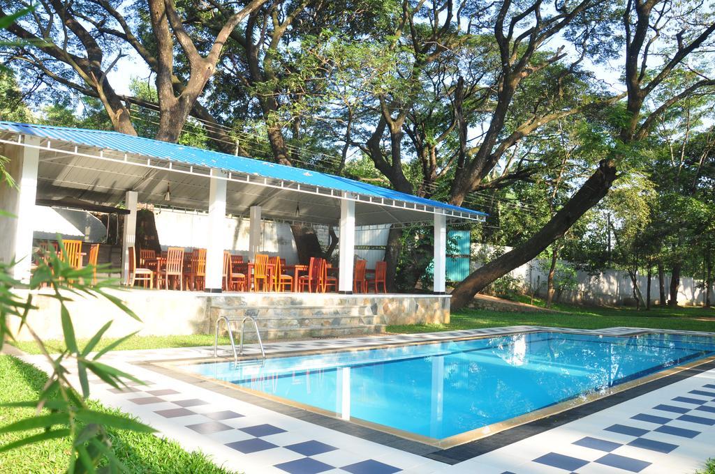 Grand Kalundawa - Dambulla'S Hidden Secret Exterior foto